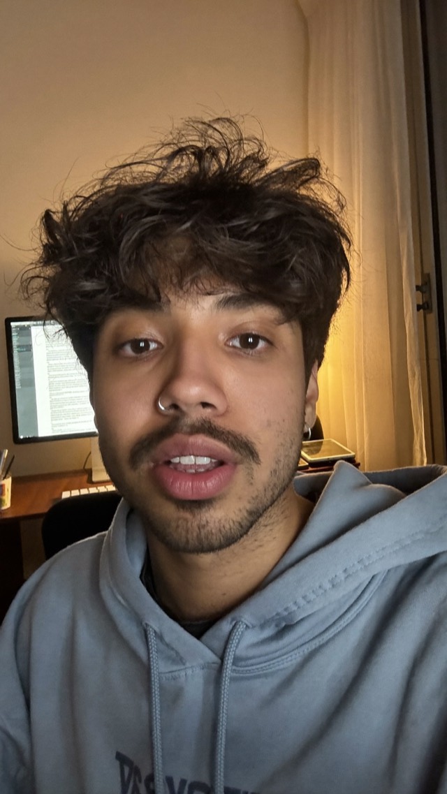 A creator explaining an app at his desk, with a screenshot popping in on his words